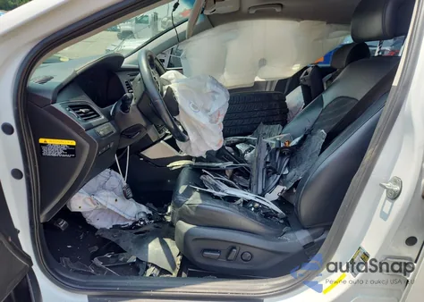 2017 Hyundai Sonata Sport z USA, uszkodzony, nr VIN 5NPE34AF8HH544526